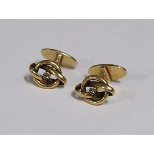 PAIR OF 14ct GOLD GENTS CUFFLINKS SET WITH DIAMOND CHIP - AP...