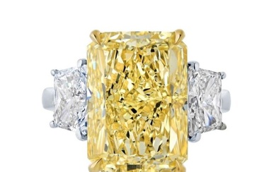 Platinum & 18K Yellow Gold Fancy Yellow Ring