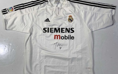 REAL MADRID - SHIRT SIGNED BY LUIS FIGO.