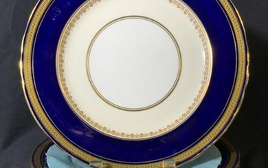 Set 11 AYNSLEY Gold Trim Plates, England