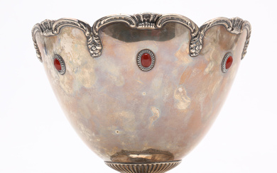 Silver centrepiece with coral cabochons, early decades of the 20th Century.