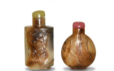 Two Chinese Carved Agate Snuff Bottles, 19th Century