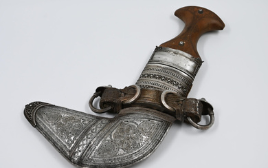 Yemeni dagger - filigree silver, made by a Jewish...