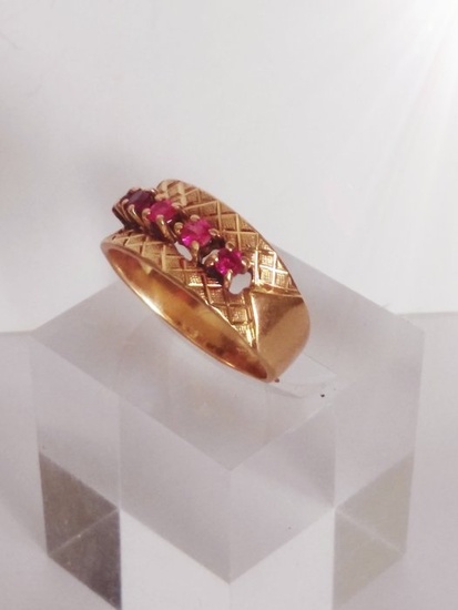 18 kt. Gold - Ring - 0.30 ct Rubies