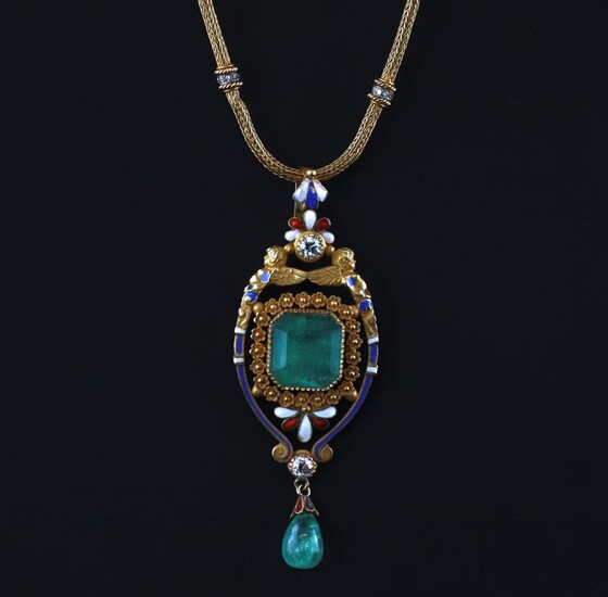 18 kt. Yellow gold - Necklace with pendant - 12.00 ct Emerald - Diamonds