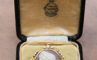 18kVictorian stone Cameo Pin with Pearl Garland