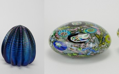 Art Glass 2 sculptures and 2 paperweights