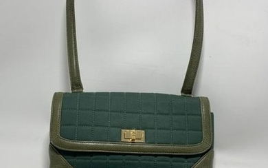 CHANEL EMERALD QUILTED CANVAS W/ OLIVE TRIM PURSE