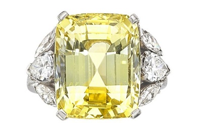 55233: Ceylon Yellow Sapphire, Diamond, Platinum Ring