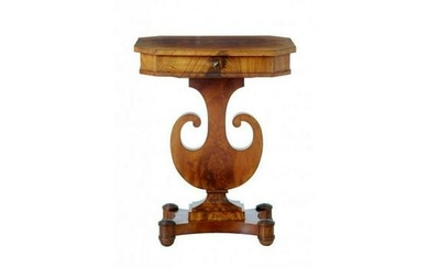 19TH CENTURY FLAME MAHOGANY LYRE FORM SEWING TABLE