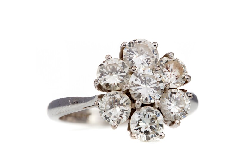 A DIAMOND CLUSTER RING BY GRAFF