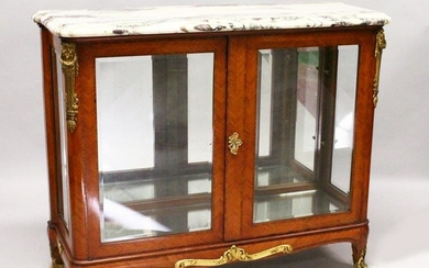 A GOOD FRENCH KINGWOOD, MARBLE AND ORMOLU CABINET by