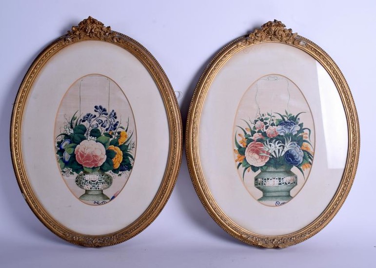 A LARGE PAIR OF 19TH CENTURY CHINESE FRAMED PITH PAPER