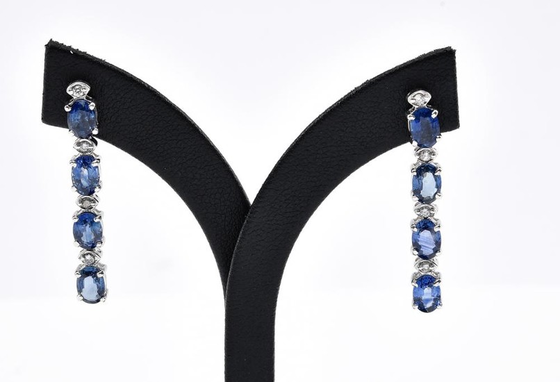 A PAIR OF SAPPHIRE AND DIAMOND DROP EARRINGS IN 18CT WHITE GOLD