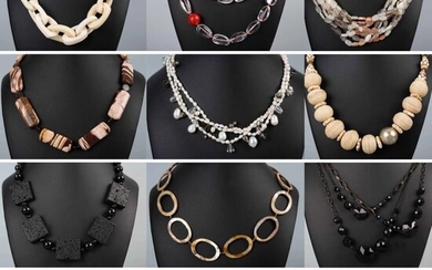 项链一组 A Set of Necklaces