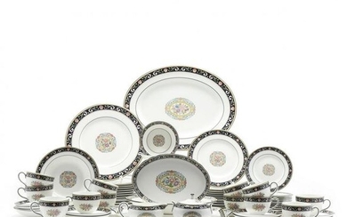A Wedgwood "Runnymede" China Dinnerware Service for