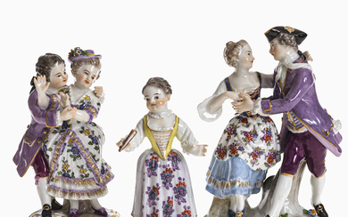 A girl with fan and two dancing couples - Meissen