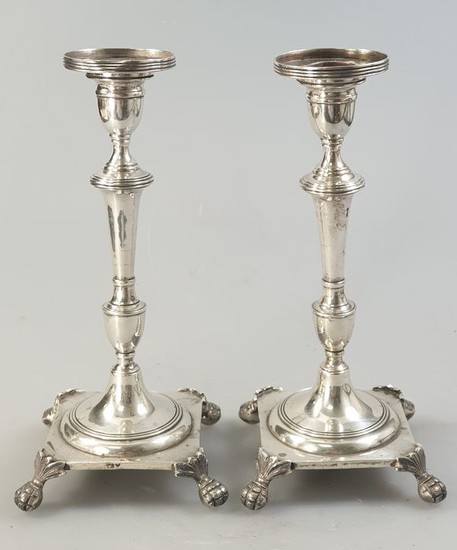 A pair of candlesticks - .833 silver - Portugal - Second half 20th century