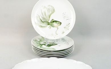 A set of 6 fish plates and a serving dish, porcelain, Germany.