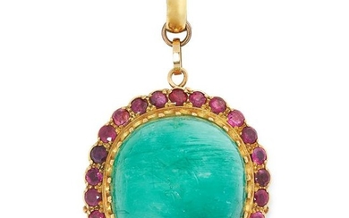 AN ANTIQUE EMERALD AND RUBY PENDANT in yellow gold