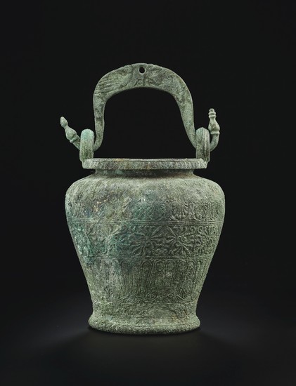 AN ETRUSCAN BRONZE SITULA, CIRCA LATE 5TH-EARLY 4TH CENTURY B.C.