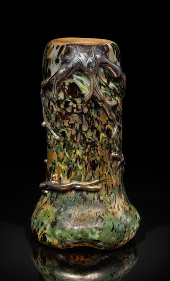 ATTRIBUTED TO TIFFANY STUDIOS | AN EARLY AND RARE DECORATED VASE