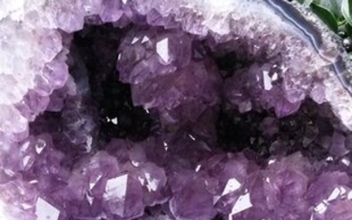 Amethyst (purple variety of quartz) Geode - 28×29×27 cm - 15 kg