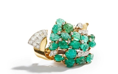 An emerald and diamond brooch, 1940s