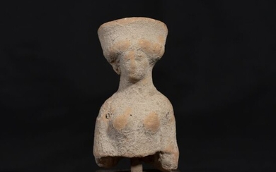 Ancient Greek Terracotta votive female figure, 10 x 5 cm