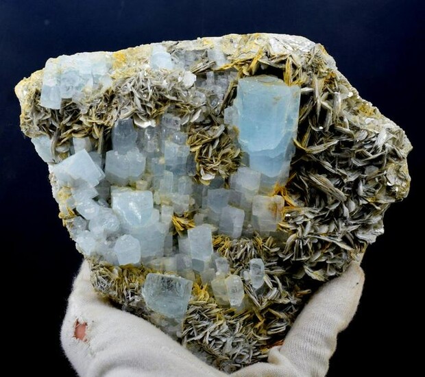Aquamarine Specimen , Natural Aquamarine Crystals with