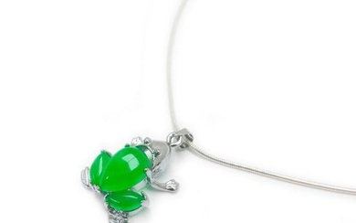 Asian Green Jade Frog Pendant Accompanied By Necklace