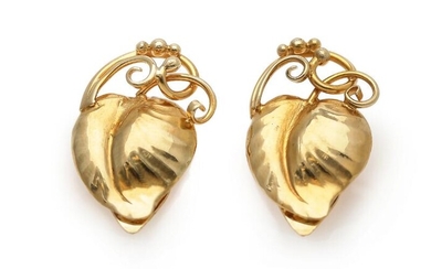 SOLD. B. Hertz: A pair of ear clips of 14k gold. Weight in total app. 3 g. L. app. 2.1 cm. – Bruun Rasmussen Auctioneers of Fine Art