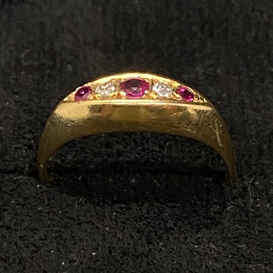 Birmingham 1917 "Boat " ring, 18k gold, Rubies and Diamonds, Fully Hallmarked