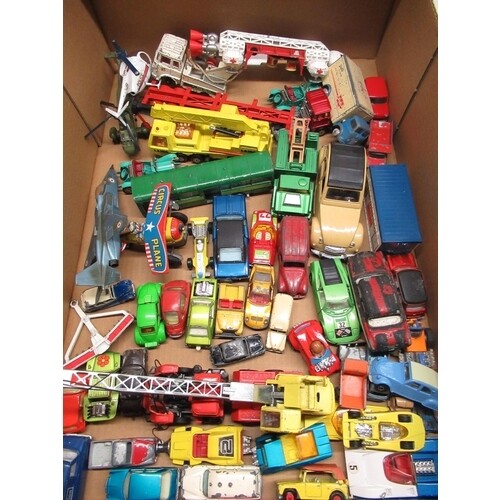 Box of die cast vehicles including Corgi, matchbox, space 19...