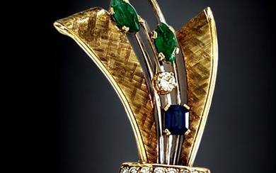 Brooch Vintage 18k Gold Diamond Ruby Saphire Brooch