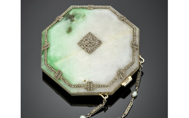 CARTIER Octagonal powder compact in carved jadeite finished in yellow gold, platinum and rose cut diamonds with a cm 13...