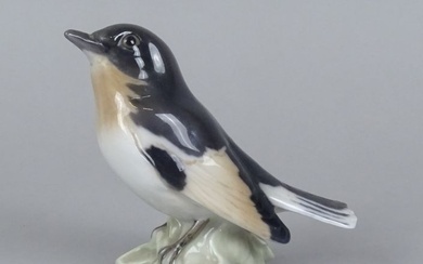Céramique: Bing & Groendhal -Oiseau- monogrammé EA 1776 H:11cm