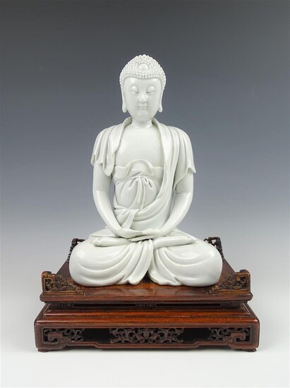 (-), Chinees porseleinen blanc-de-chine sculptuur met voorstelling van...