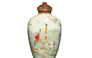 Chinese Famille Rose Snuff Bottle, Qianlong