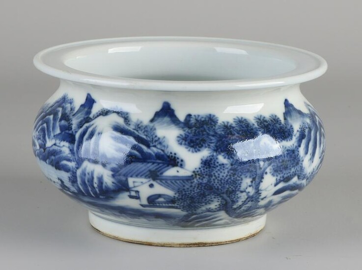 Chinese porcelain pot with landscape decoration all