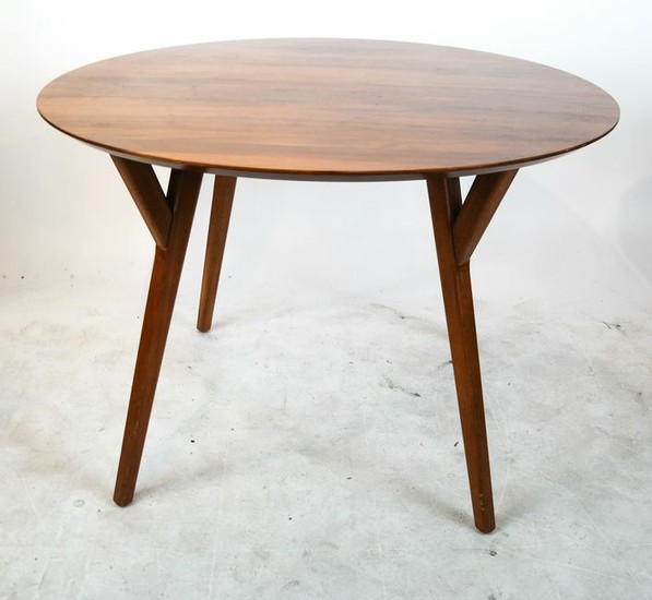 Danish Modern-Style Round Table
