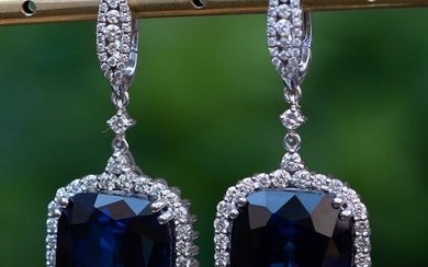 Drop Cushion Sapphire Diamond Earrings - 14 kt. White gold - Earrings - 37.25 ct Sapphire - 1.75ct D VS Diamonds
