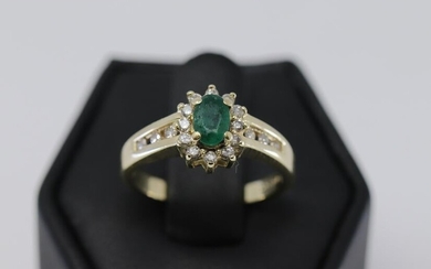 Emerald & Diamond Ring Ladies