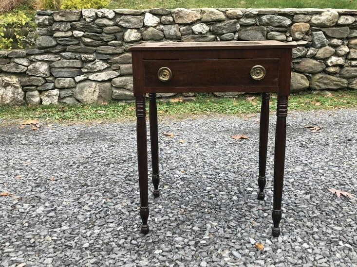 FEDERAL MAHOGANY ONE DRAWER STAND OR WORK TABLE, FROM