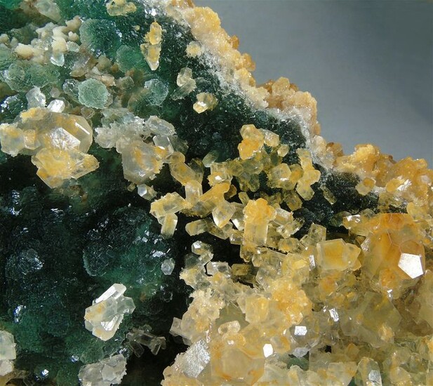 Fluorite - Yellow Calcite --- Crystals on matrix - 14×12×8 cm - 1700 g