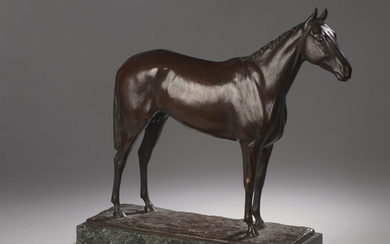 Georges MALISSARD (1877-1942) Statuette représentant l’étalon Priori Bronze à patine médaille. Cire perdue. Cachet du...