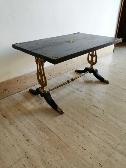 Important wooden table, bronze structure, ebonized wood top, bronze finishes (1) - wood - bronze - 19th century