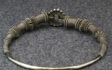 India, Radjasthan-Gujarat, silver wire neck ornament, Torque, Lit....