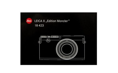 Leica X Edizione Limitata 'MONCLER' In collaborazione