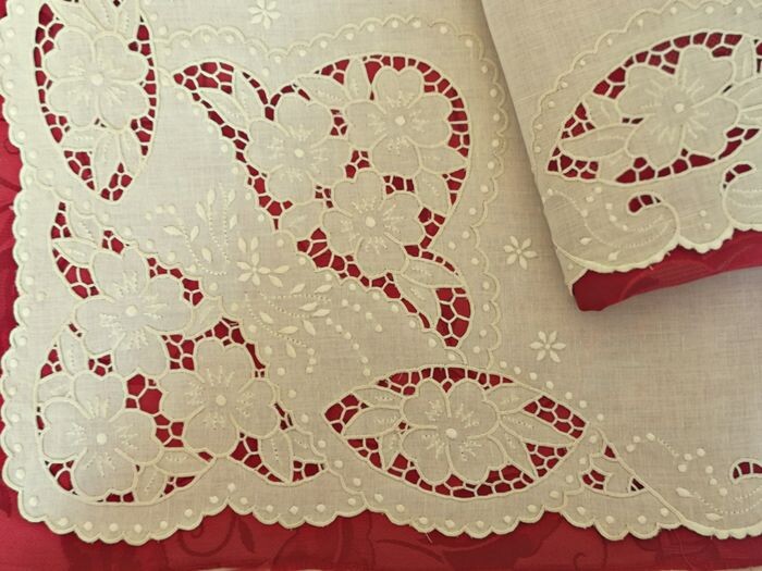 Linen bedding, sheet and pillowcase set, spectacular embroidery. 215 x 280 cm (2) - Linen - First half 20th century